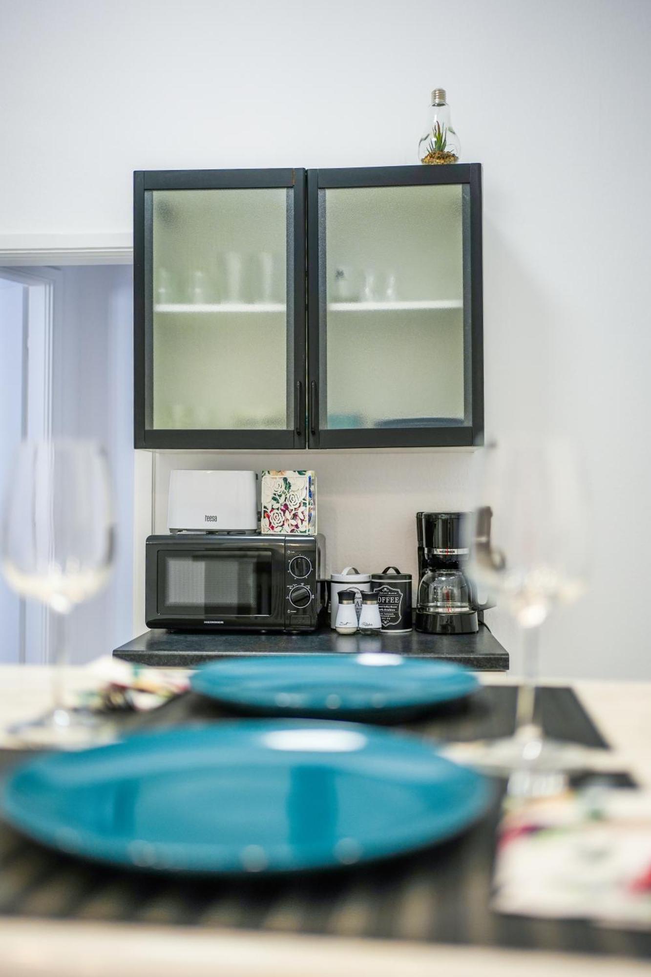 Ultracentral Golden Gatehouse 3 Bdrm Букурещ Екстериор снимка